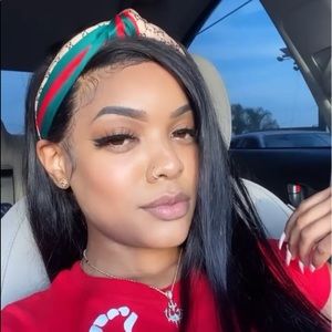 Meet your Posher, Tayler